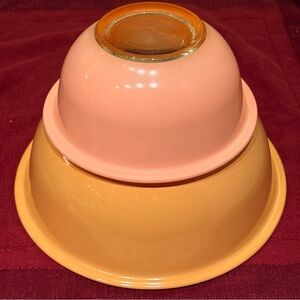 Vintage PYREX Autumn Rainbow 1980s Glass Bottom Mixing Bowls #322 and #325